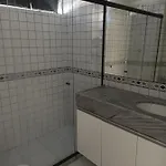 Amplo apartamento quarto e sala na praia de Ponta verde
