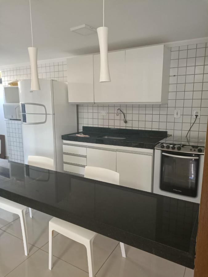 Apartamento Amplo apartamento quarto e sala na praia de Ponta verde Maceió