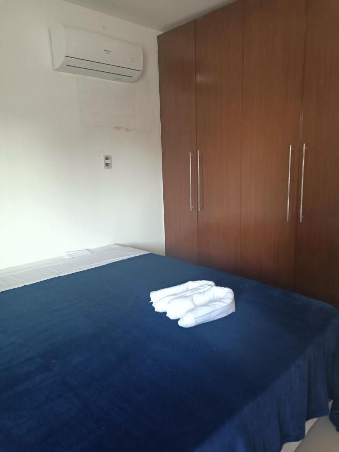 Amplo apartamento quarto e sala na praia de Ponta verde Apartamento