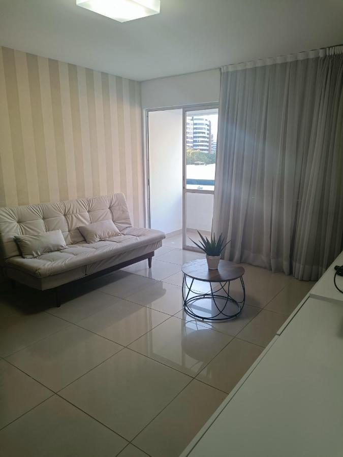 Apartamento Amplo apartamento quarto e sala na praia de Ponta verde *